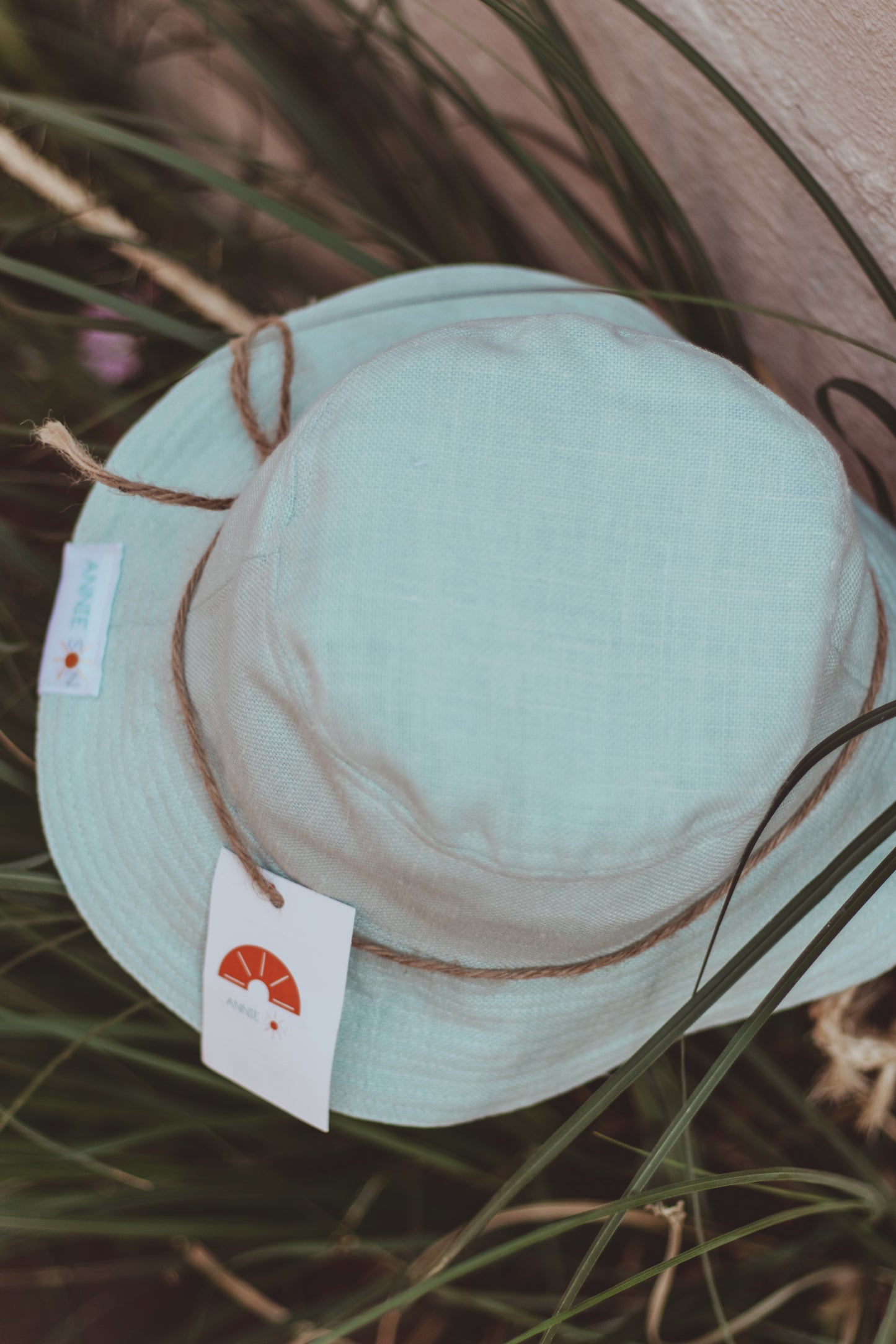 GRACEFUL IN GREEN - Annie Son Bucket Hat M