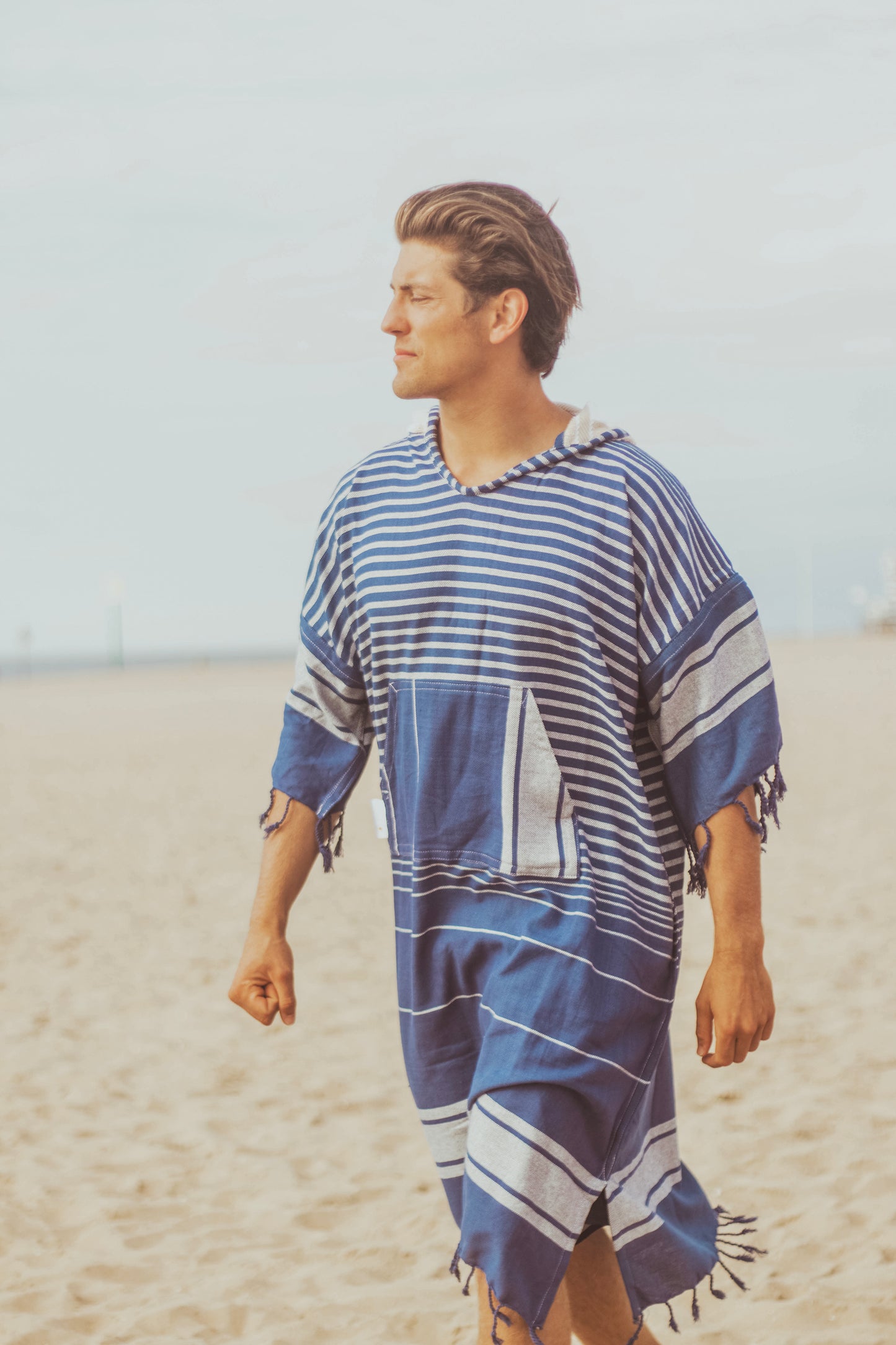 NAUGHTY IN NAVY - Annie Son Bad, Strand, Reis, Surf Poncho, Robie Volwassenen