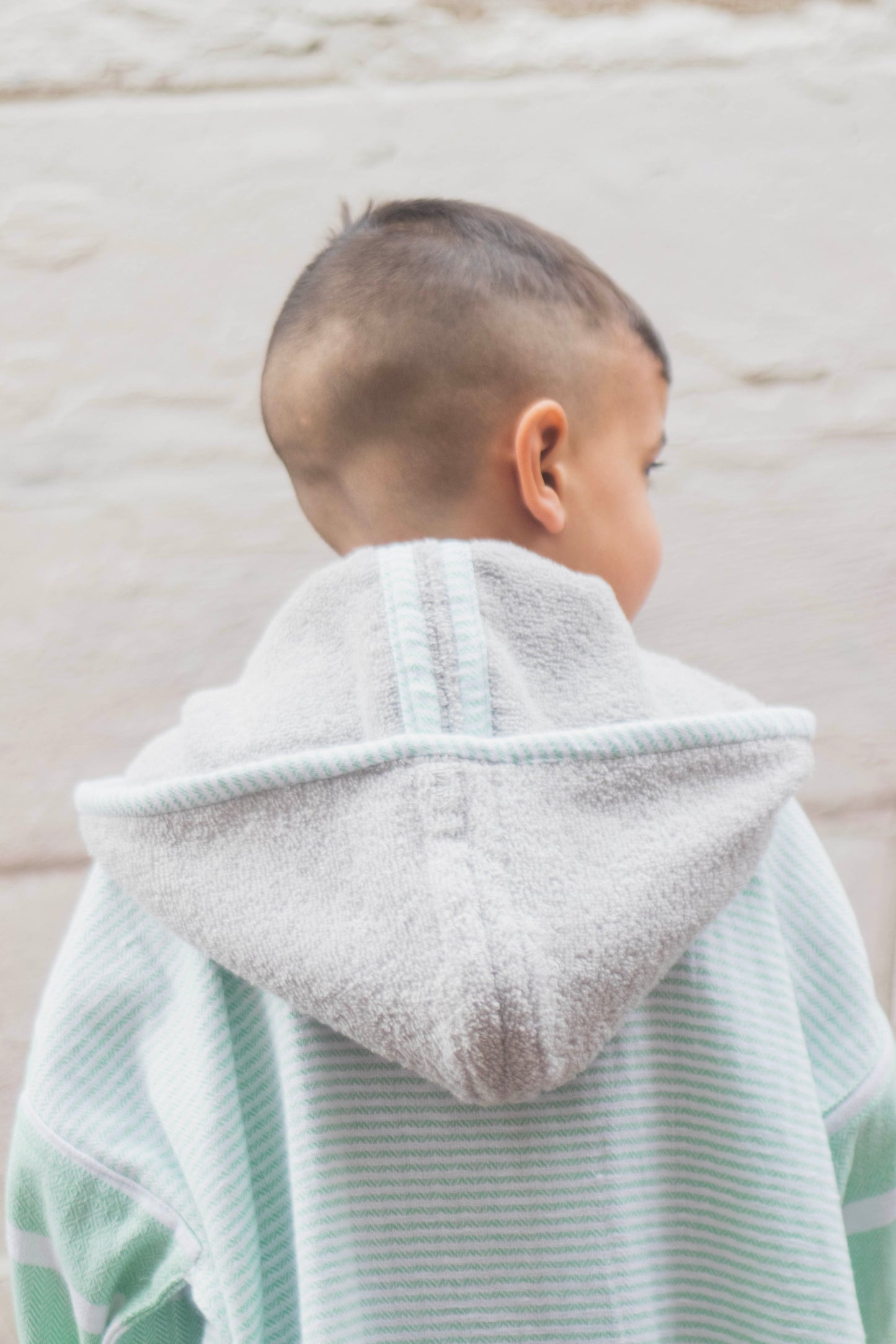 GRACEFUL IN GREEN KIDS - Annie Son Bad, Strand, Reis, Surf Poncho, Robie Volwassenen