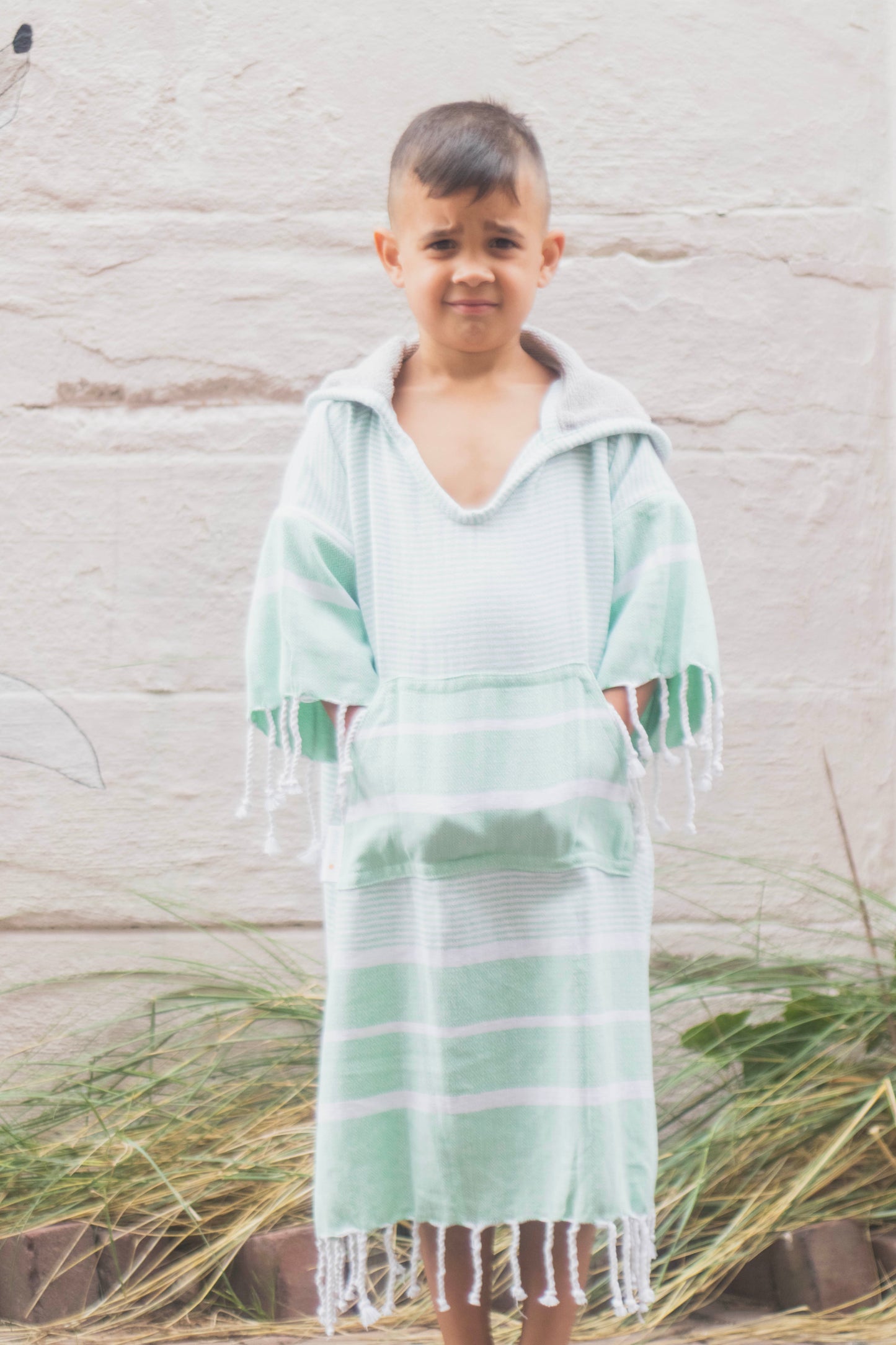 GRACEFUL IN GREEN KIDS - Annie Son Bad, Strand, Reis, Surf Poncho, Robie Volwassenen