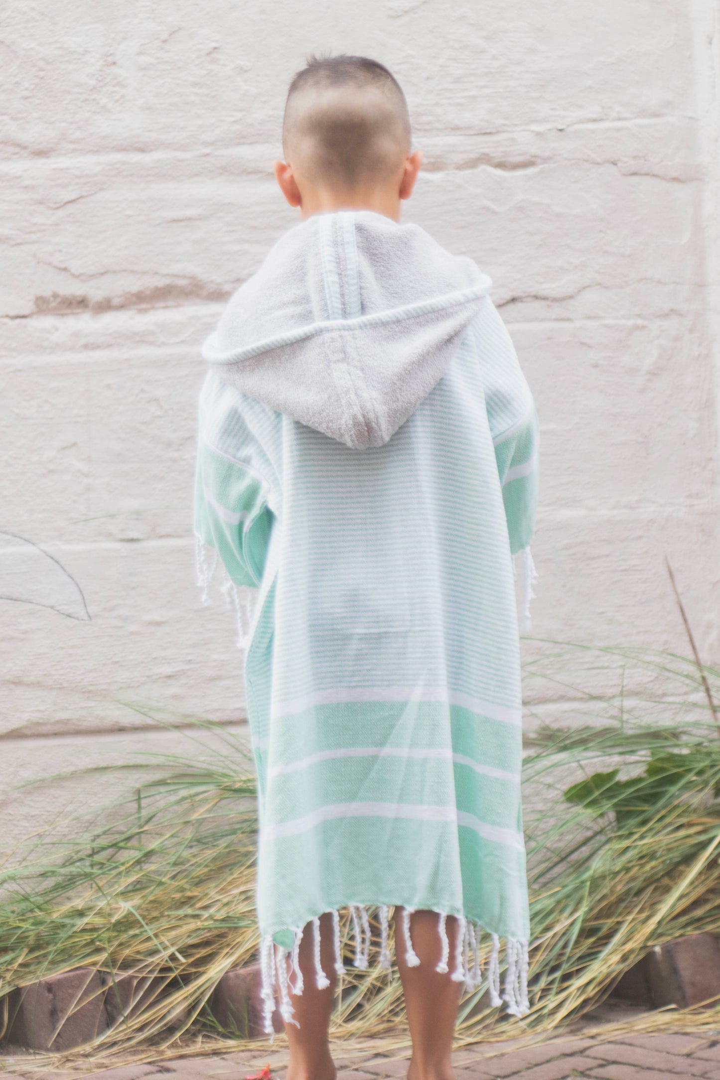 GRACEFUL IN GREEN KIDS - Annie Son Bad, Strand, Reis, Surf Poncho, Robie Volwassenen
