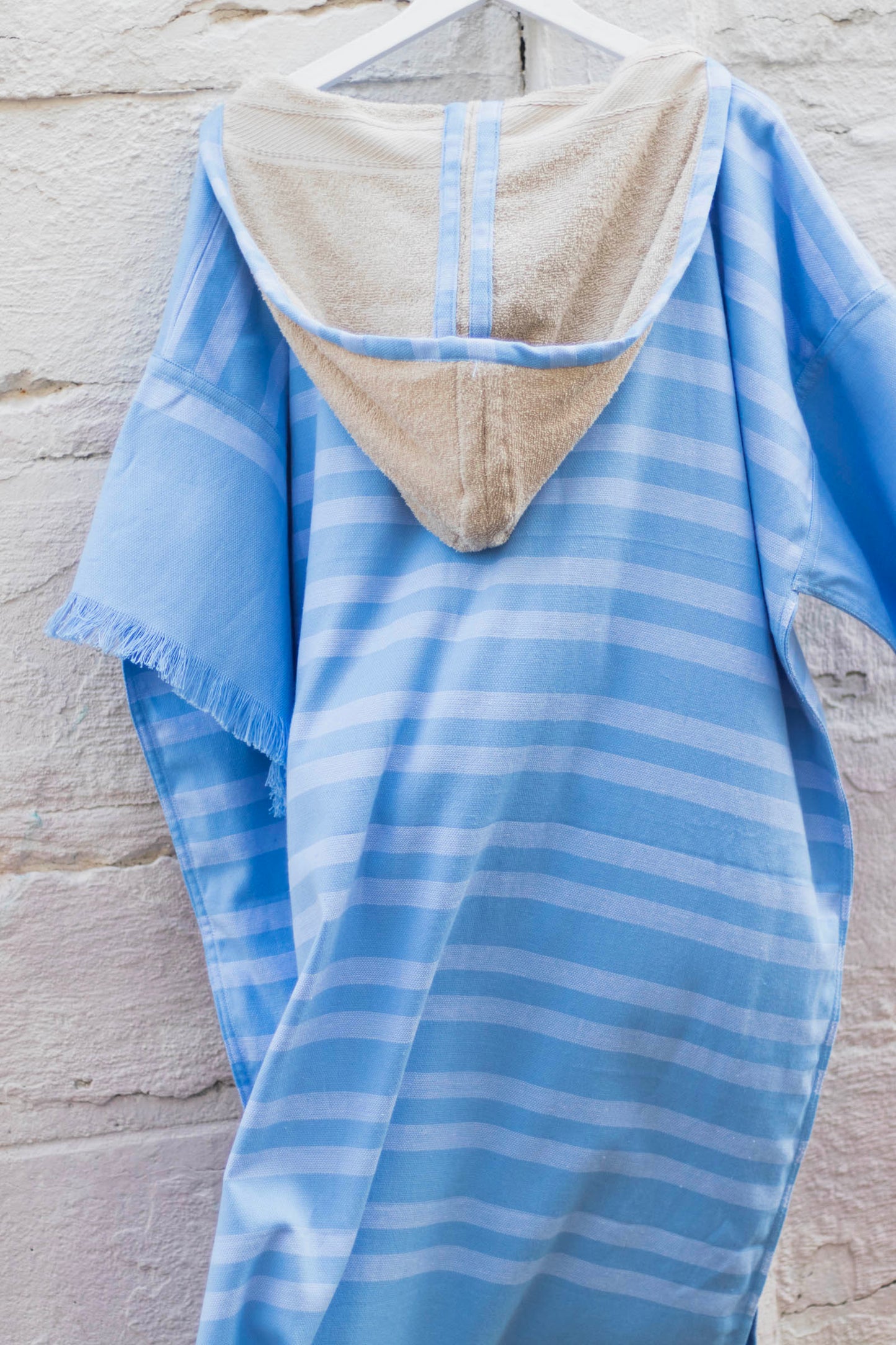 BEACHY IN BLUE - Annie Son Bad, Strand, Reis, Surf Poncho, Robie Volwassenen