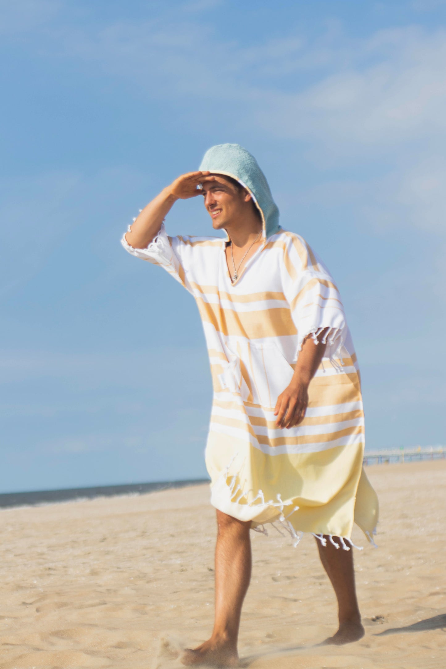 YUMMY IN YELLOW - Annie Son Bad, Strand, Reis, Surf Poncho Volwassenen
