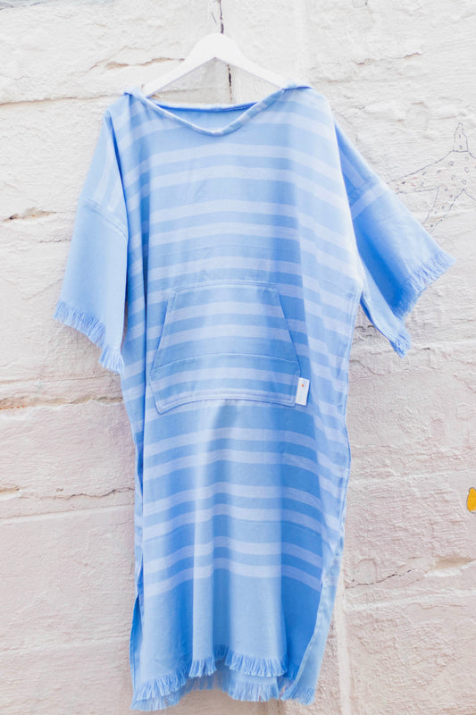 BEACHY IN BLUE - Annie Son Bad, Strand, Reis, Surf Poncho, Robie Volwassenen